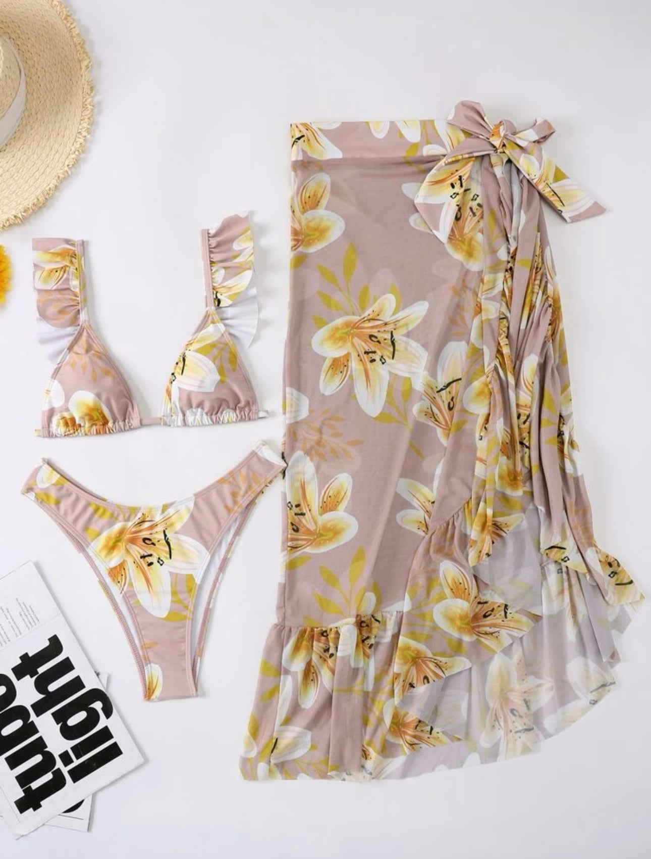 Juego de bikini de tres piezas con estampado floral
