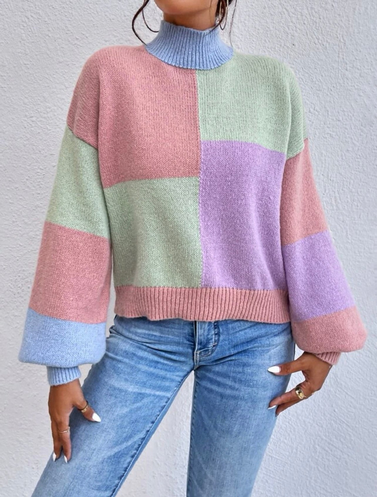 Jersey de color combinado de cuello cisne de hombros caídos